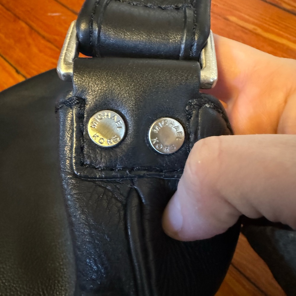 MICHAEL Michael Kors Black Leather Hobo Bag - Picture 5 of 8